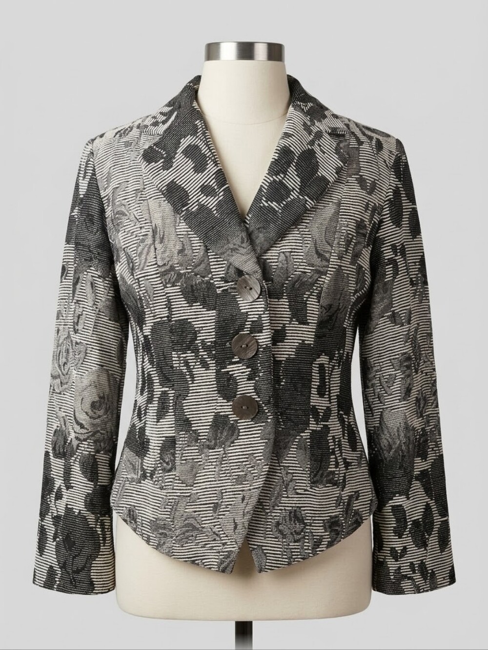 Coldwater Creek Women's Black & Gray Patterned Button Front Jacket, Size 4